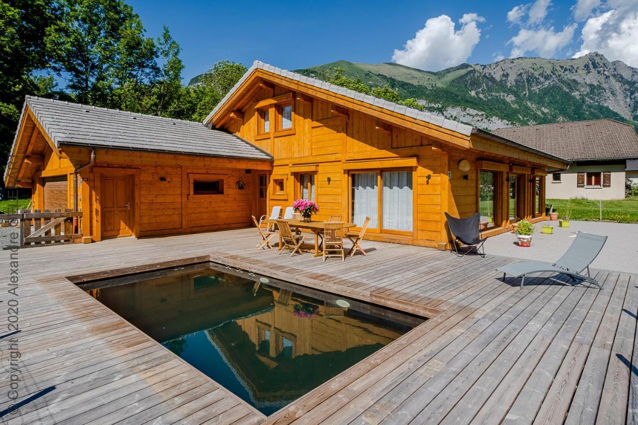 Chalet Aux 3 Biches Mieussy Bagian luar foto