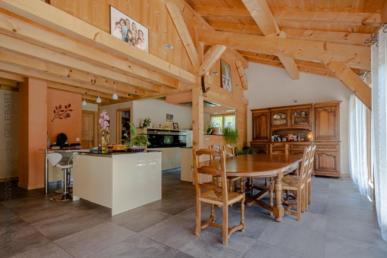 Chalet Aux 3 Biches Mieussy Bagian luar foto