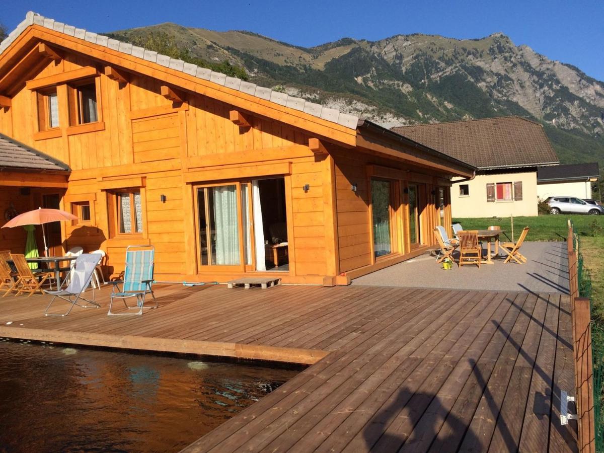 Chalet Aux 3 Biches Mieussy Bagian luar foto