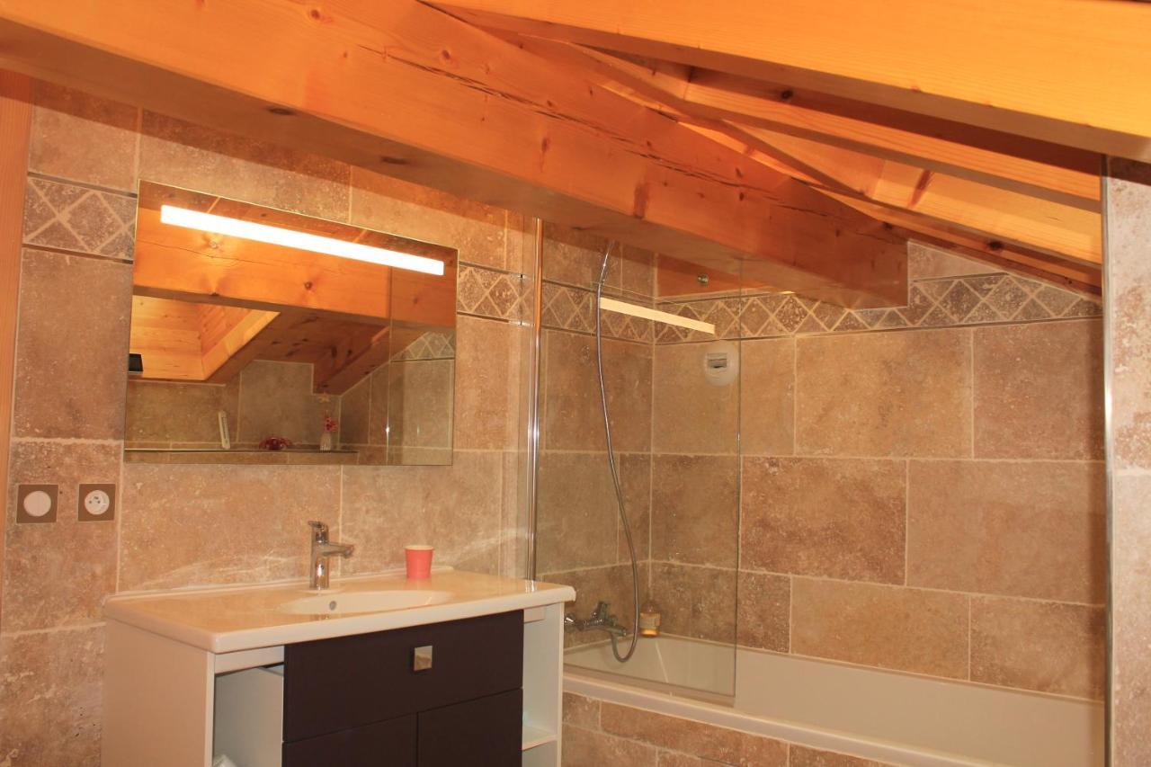 Chalet Aux 3 Biches Mieussy Bagian luar foto