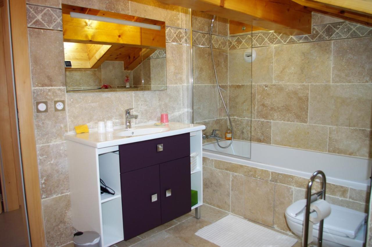 Chalet Aux 3 Biches Mieussy Bagian luar foto