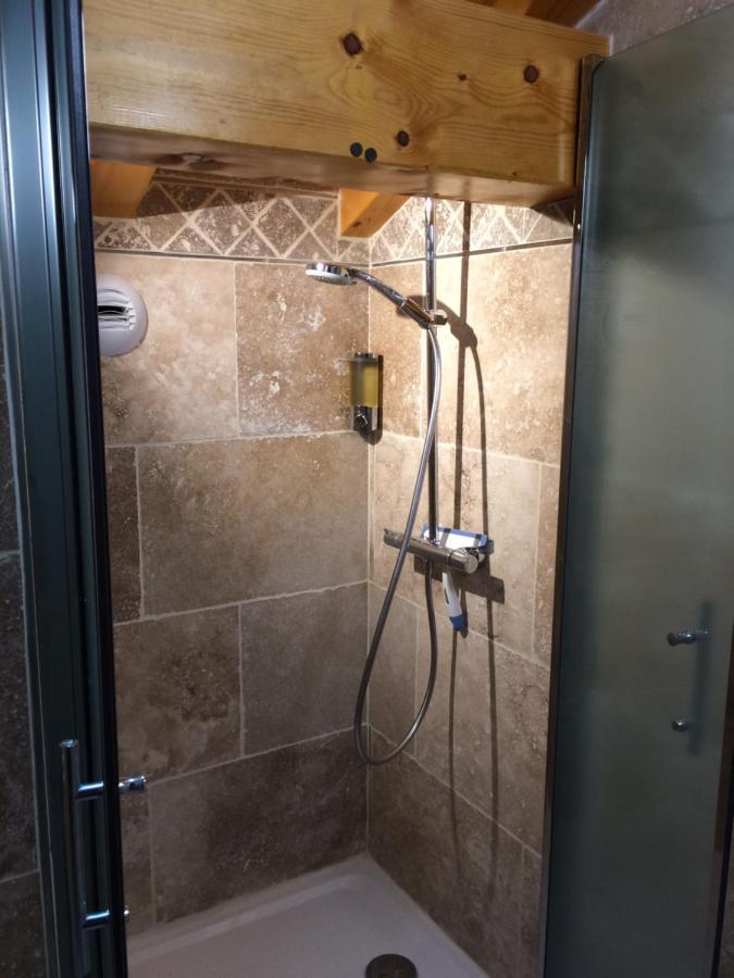 Chalet Aux 3 Biches Mieussy Bagian luar foto
