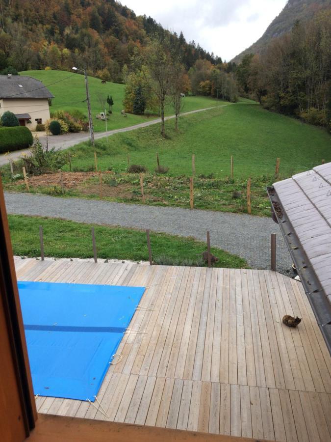 Chalet Aux 3 Biches Mieussy Bagian luar foto