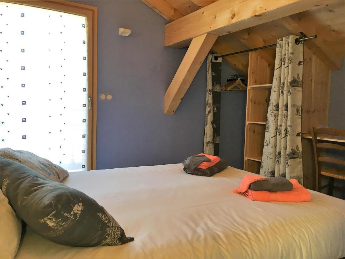 Chalet Aux 3 Biches Mieussy Bagian luar foto