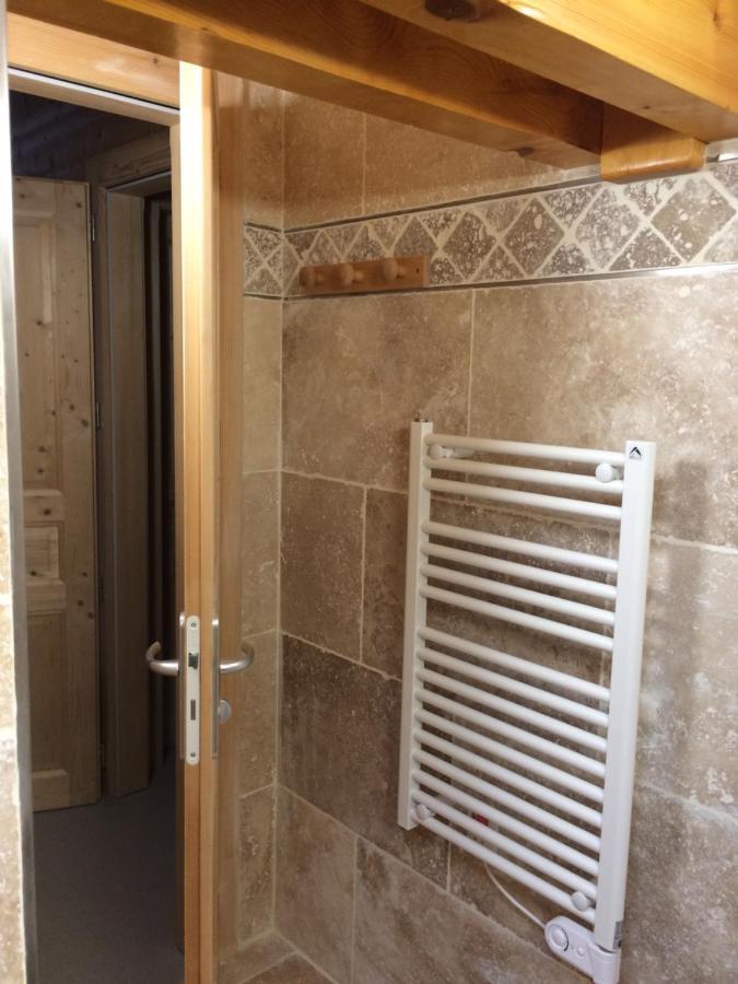 Chalet Aux 3 Biches Mieussy Bagian luar foto