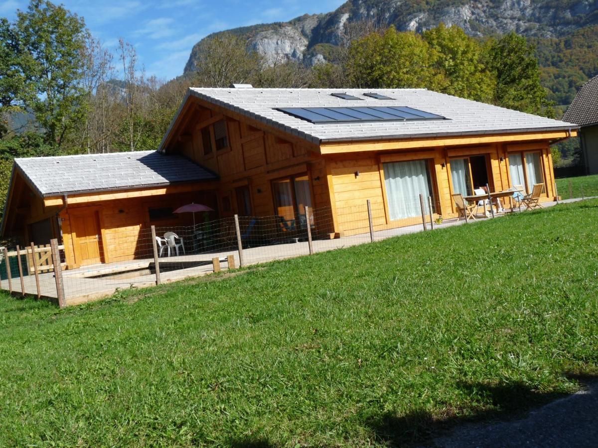 Chalet Aux 3 Biches Mieussy Bagian luar foto