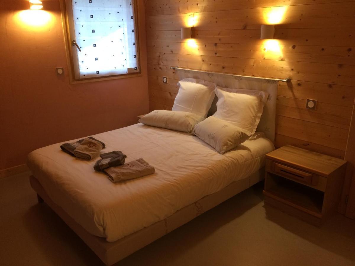 Chalet Aux 3 Biches Mieussy Bagian luar foto