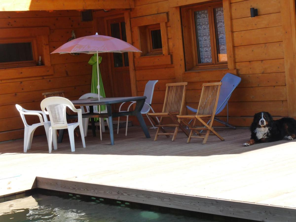 Chalet Aux 3 Biches Mieussy Bagian luar foto